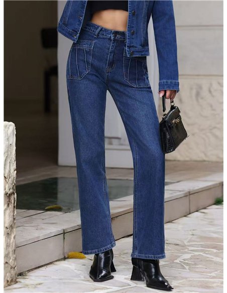 Jeans rectos bolsillos parche