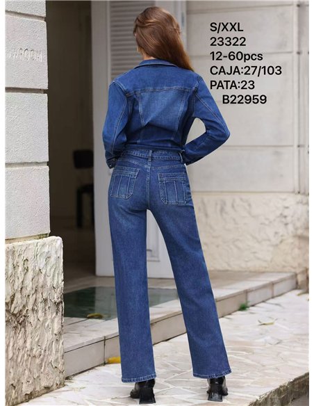 Jeans rectos bolsillos parche