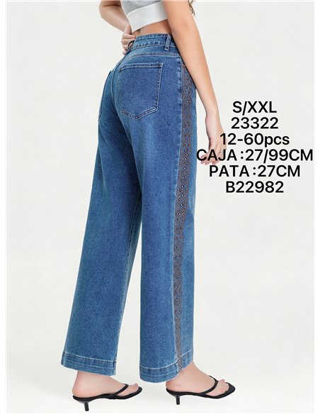 Jeans wide leg banda bordada con tachas