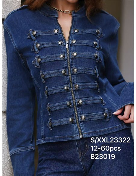 Giacca di jeans militare con bottoni decorativi