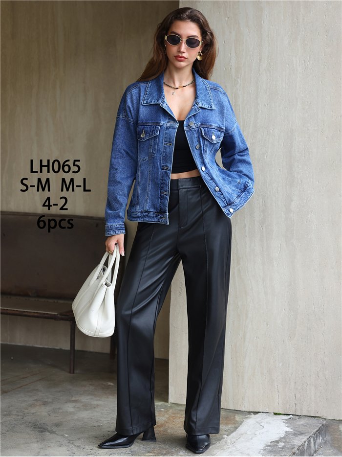 Chaqueta denim estrella desflecada