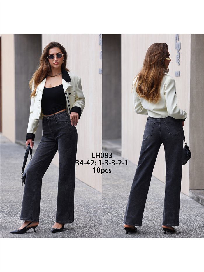 Jeans mit weitem Bein und Strasssteinen