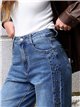 Jeans a gamba larga con borchie laterali