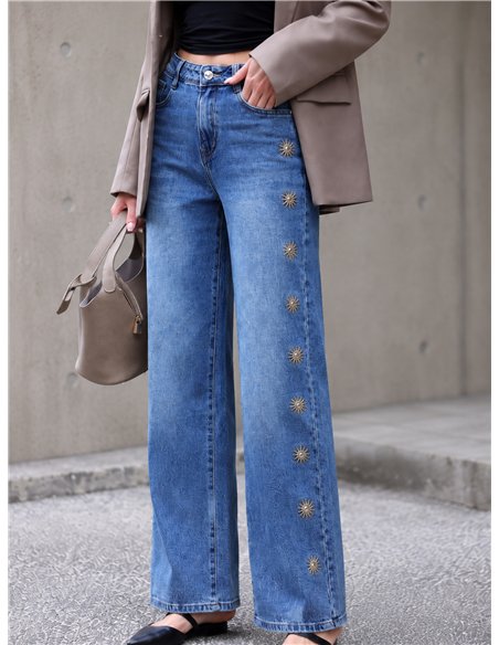 Jeans wide leg bordados de soles con tachas