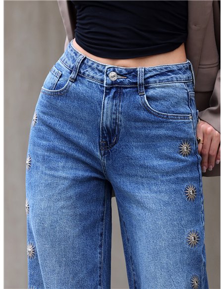 Jeans wide leg bordados de soles con tachas