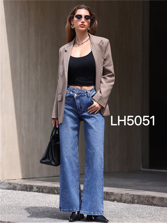 Jeans wide leg cintura cruzada