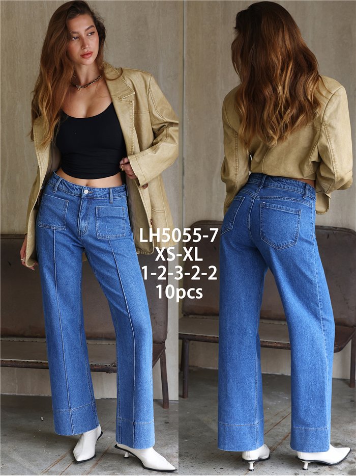 Jeans wide leg bolsillos parche