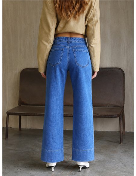 Jeans wide leg bolsillos parche