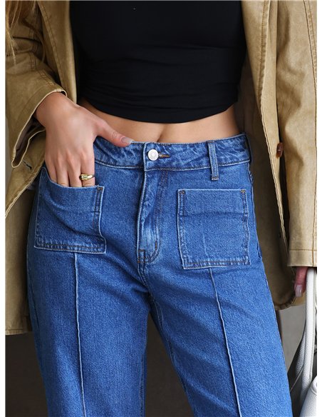 Jeans wide leg bolsillos parche