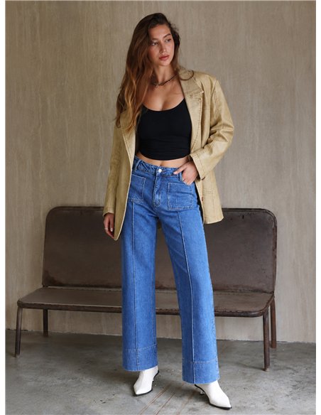 Jeans wide leg bolsillos parche
