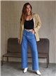 Jeans wide leg bolsillos parche