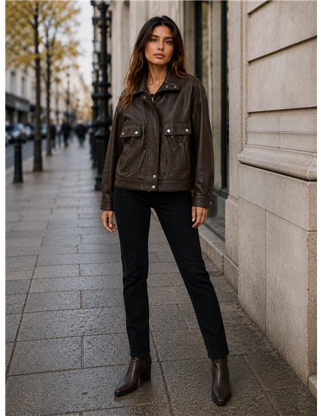 Chaqueta efecto piel bolsillos solapa