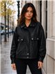 Chaqueta efecto piel bolsillos solapa