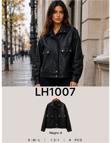 Chaqueta efecto piel bolsillos solapa