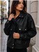 Chaqueta efecto piel bolsillos solapa