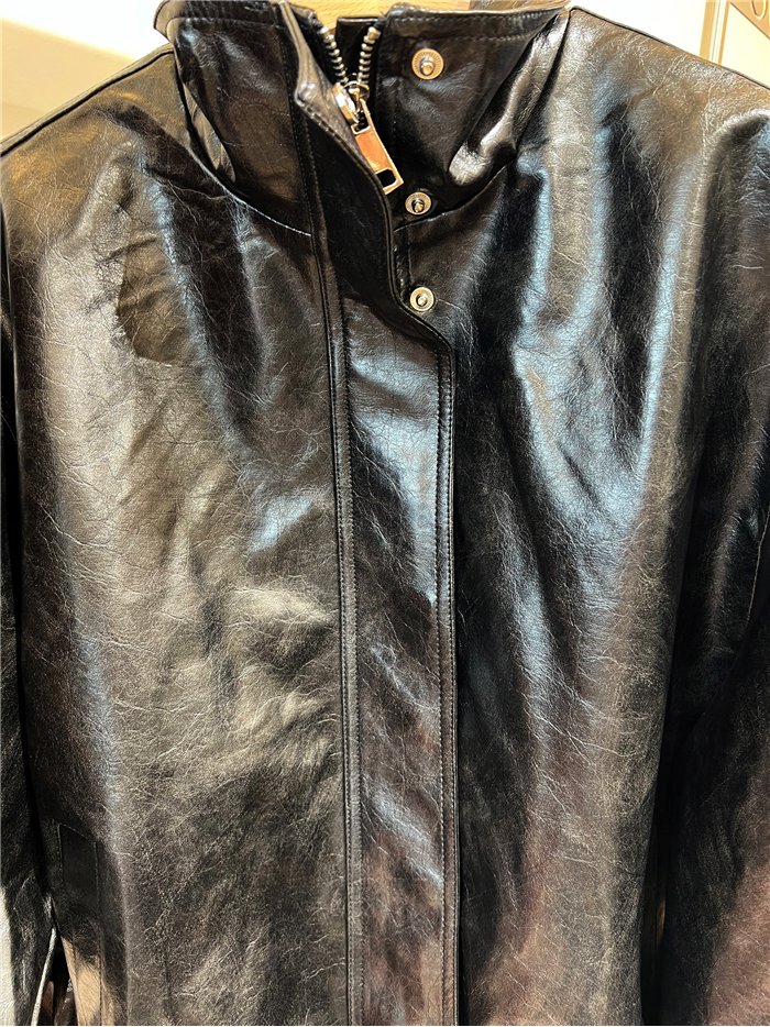 Chaqueta bomber efecto piel cuello subido