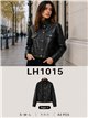 Chaqueta efecto piel hebilla