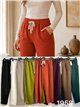 Pantalón tachas