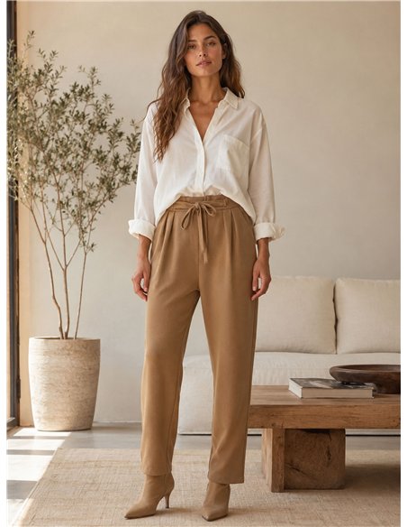 Pantalón textura con lazo talla grande