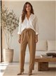 Pantalón textura con lazo talla grande