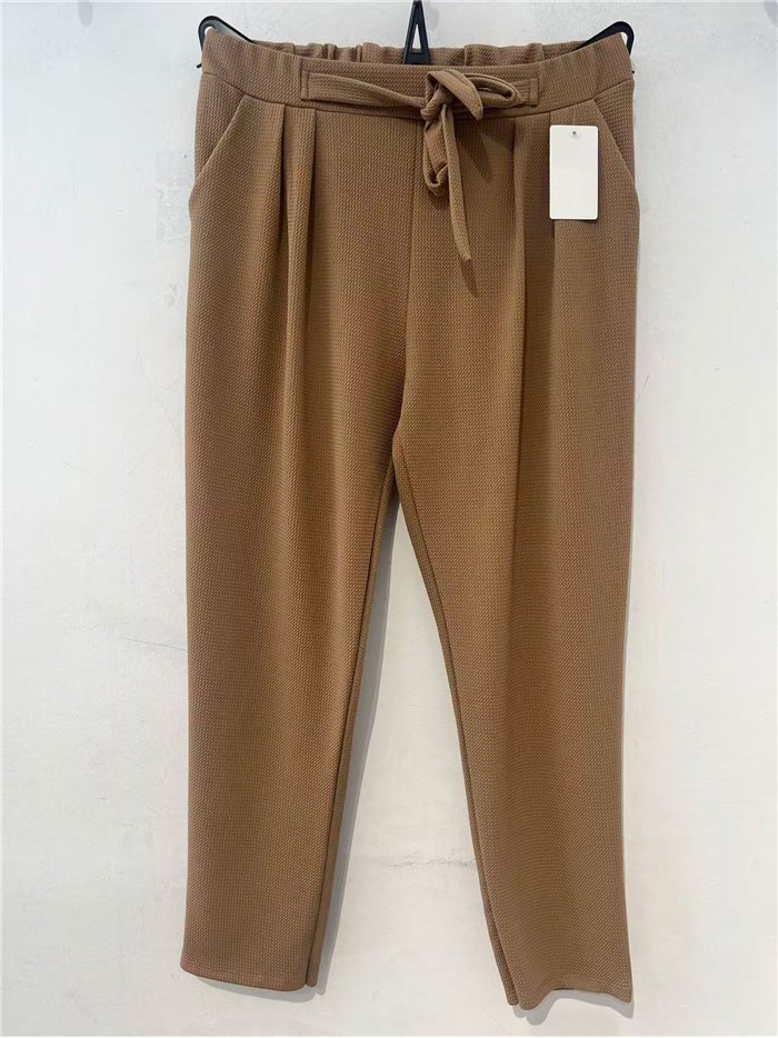 Pantalón textura con lazo talla grande