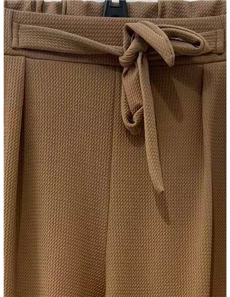 Pantalón textura con lazo talla grande