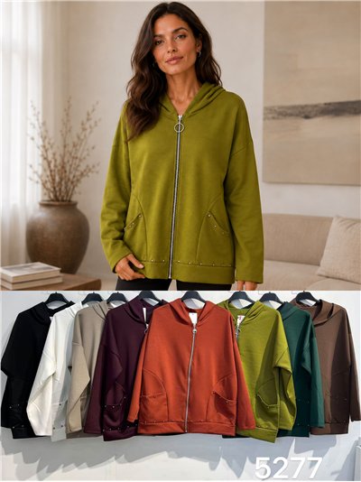 Chaqueta sudadera capucha tachas 2