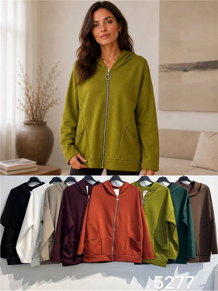 Chaqueta sudadera capucha tachas