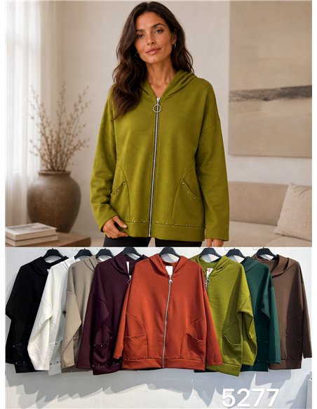 Chaqueta sudadera capucha tachas