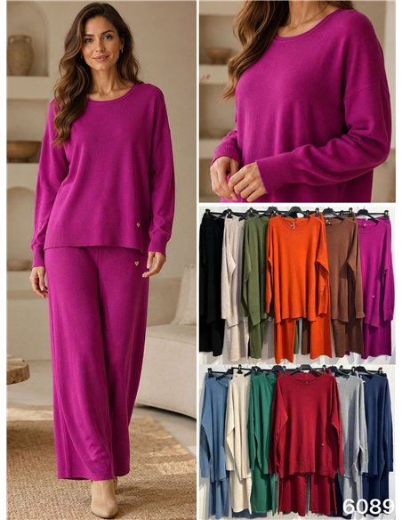 Conjunto jersey cuello redondo talla grande y pantalón