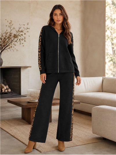 Conjunto chaqueta sudadera capucha leopardo y pantalón