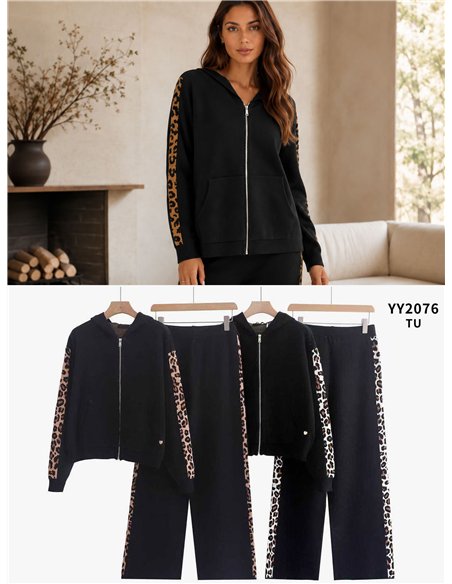 Conjunto chaqueta sudadera capucha leopardo y pantalón