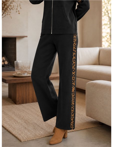 Conjunto chaqueta sudadera capucha leopardo y pantalón