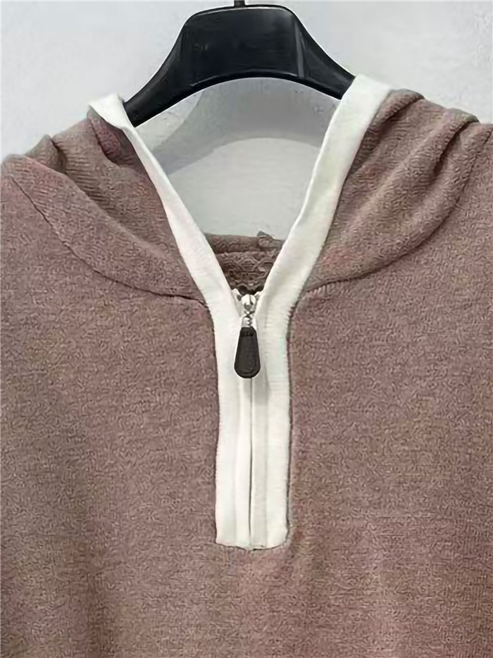Conjunto sudadera punto capucha y pantalón