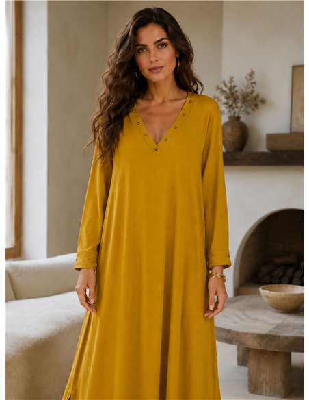 Vestido largo liso tachuelas talla grande