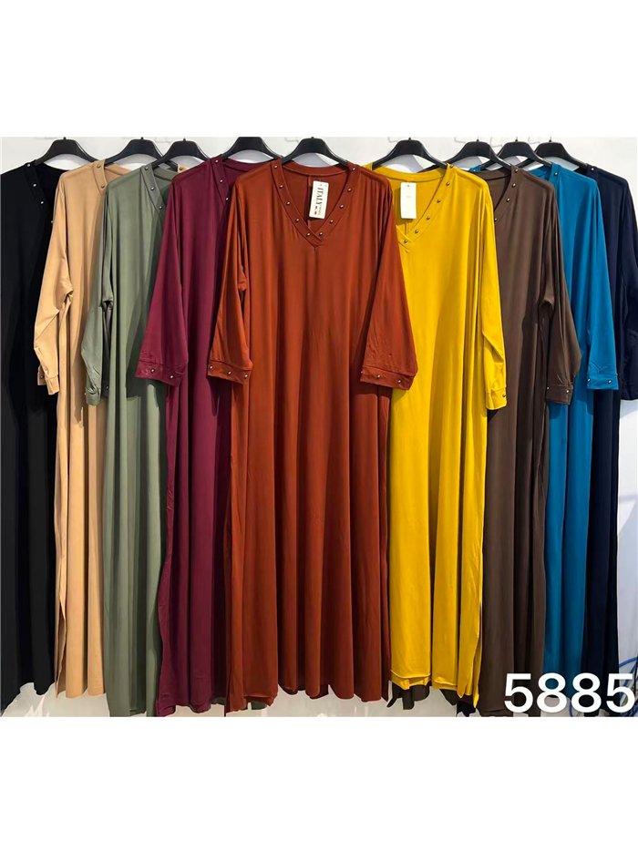 Vestido largo liso tachuelas talla grande