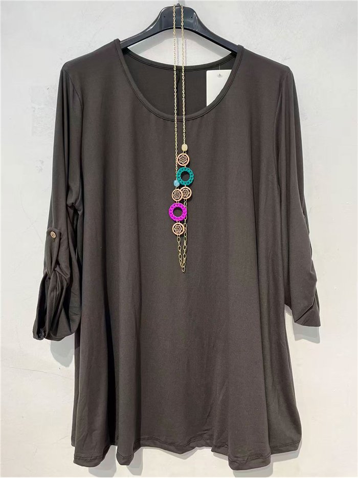 Blusa talla grande con collar