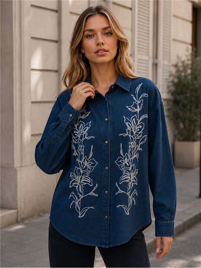 Camisa vaquera flores bordadas