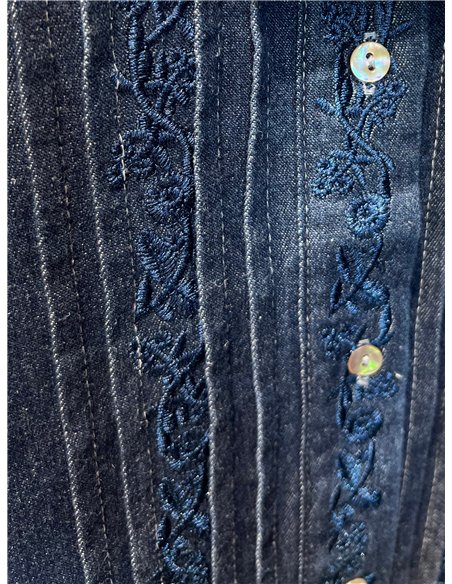 Blusa vaquera bordada