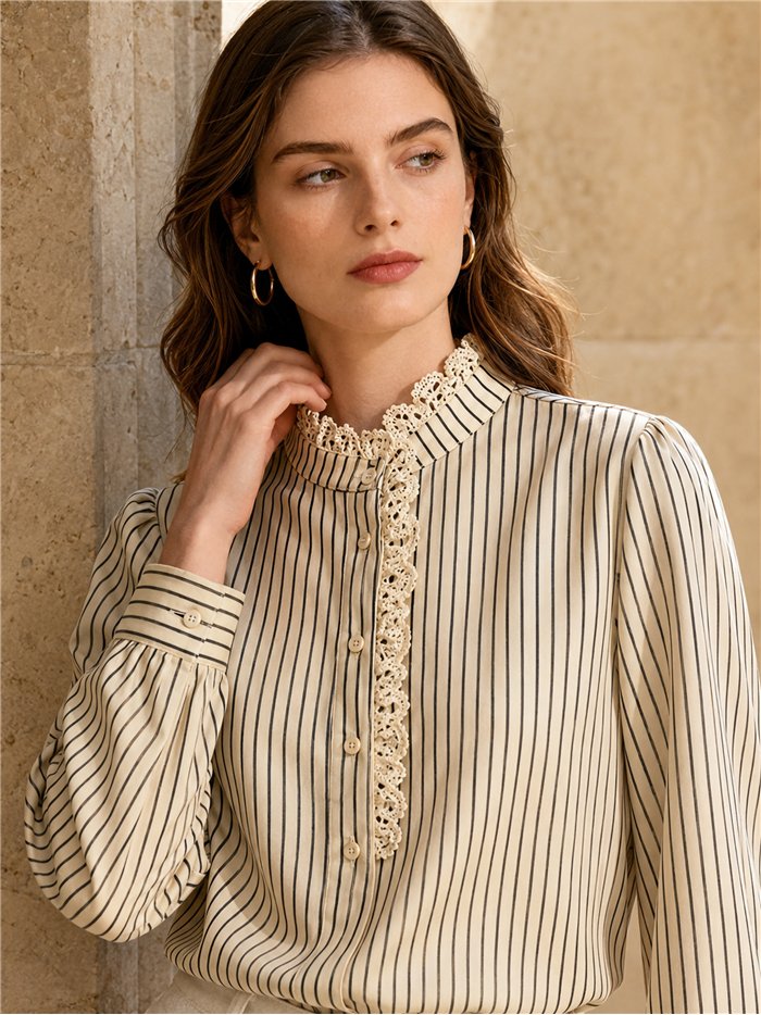 Blusa rayas encaje