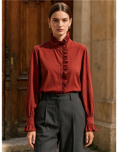 Blusa cuello alto volante
