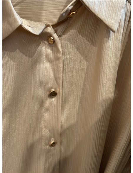 Camisa satinada cinturón