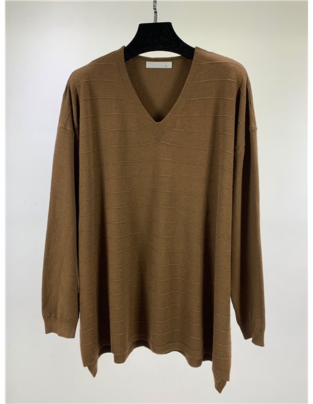 Jersey largo cuello pico