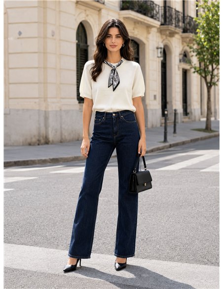 Pull à manches courtes avec une écharpe