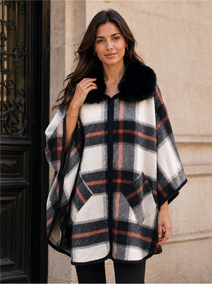 Poncho cuadros cuello pelo