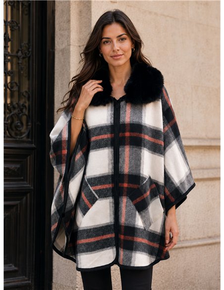Poncho cuadros cuello pelo