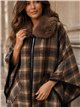 Poncho cuadros cálidos cuello pelo