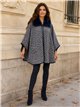 Poncho espiga azul oscuro cuello pelo