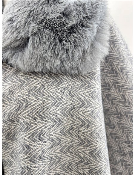 Poncho espiga gris cuello pelo