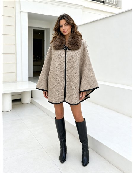 Poncho espiga beige cuello pelo